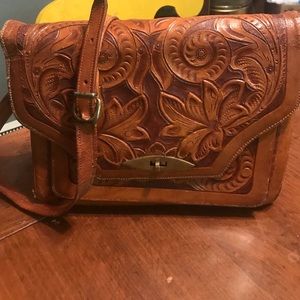VINTAGE Mexican tooled leather purse